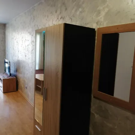 Lovely In A Complex With A Pool By Flat Mаnаger アパート